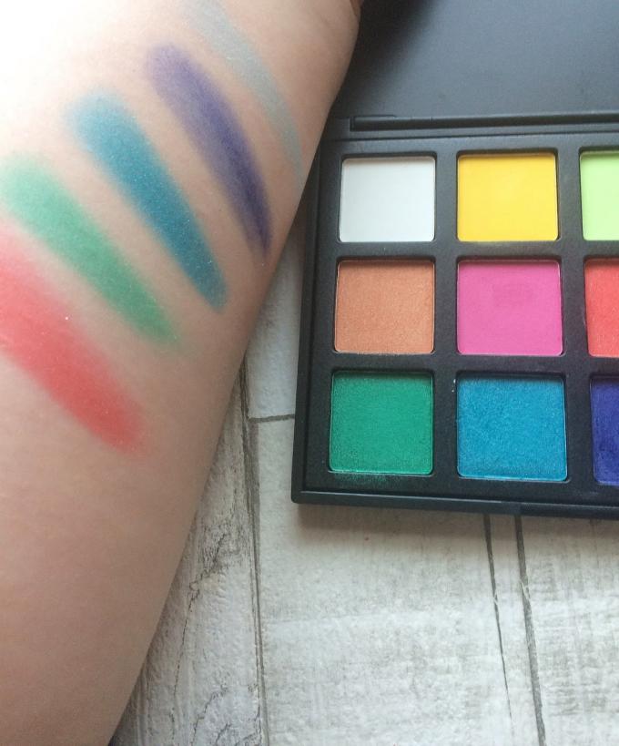 Colorant imperméable de maquillage de 12 couleurs de palette minérale de fard à paupières haut sans logo