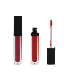 Chine Logo fait sur commande de Lipgloss de label de tube de produits de maquillage de lèvre de cosmétiques 3 ans de garantie usine
